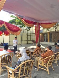 Rayakan Idul Adha 1441 H Universitas PGRI Palembang Bagi-bagi Daging Kurban